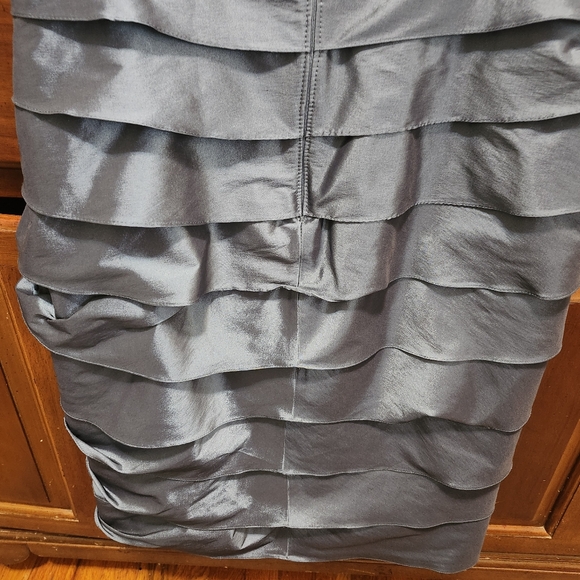 Adrianna Papelle cocktail special occasion dress scalloped skirt blue satin 12 - Picture 7 of 9